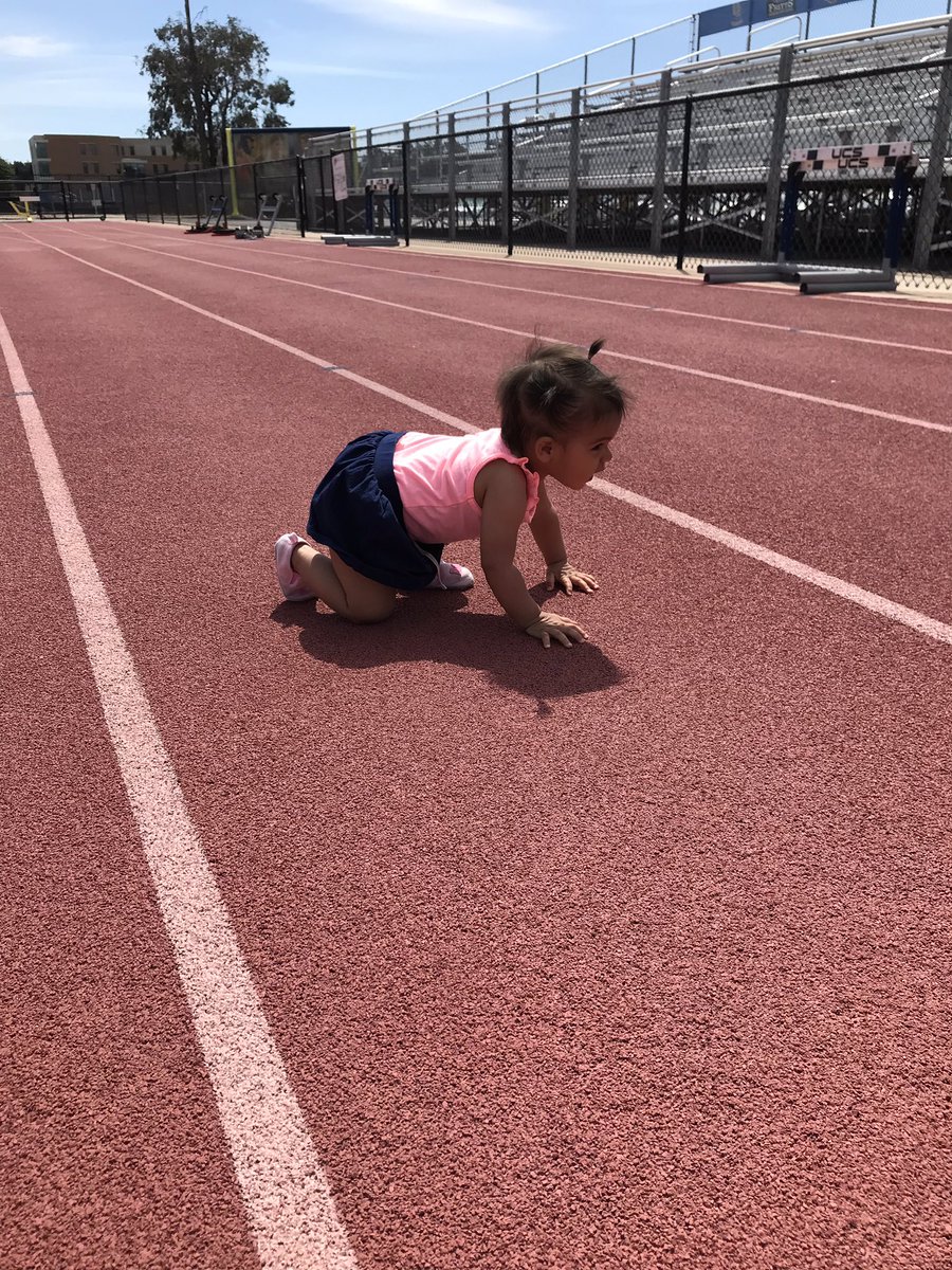The1nOnlyCelene's tweet photo. Marianna practicing her start @UCR_trackfield             #trackbaby https://t.co/3GPVvKrBLU