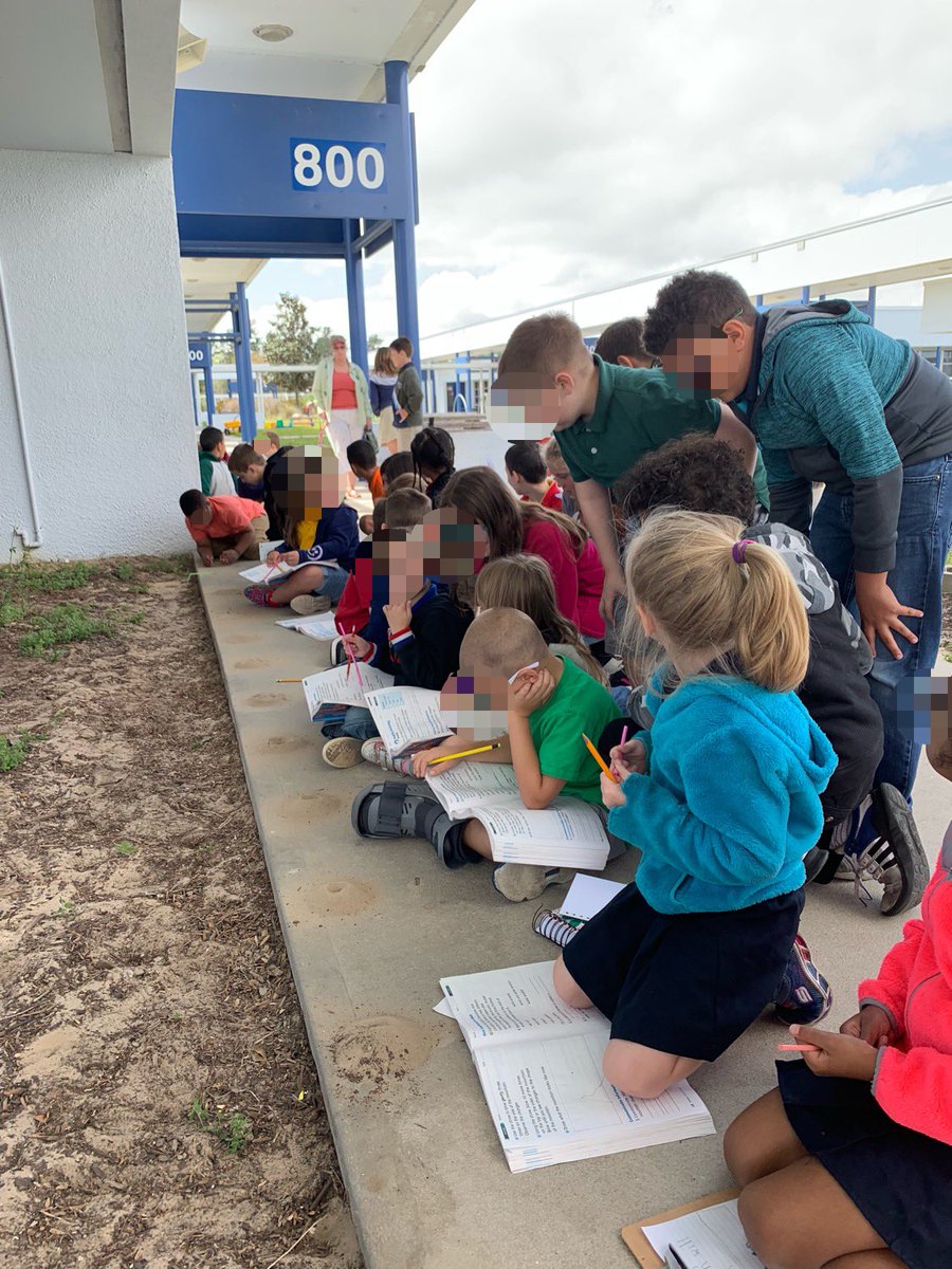 phillipsmrsh1's tweet photo. Students put their knowledge of erosion to the test with a hands on activity. Mrs. Long-Coy’s class walked by and asked my class questions about our mountains and straws. #handsonlearning @PineGroveAP https://t.co/FiSBmNhobw
