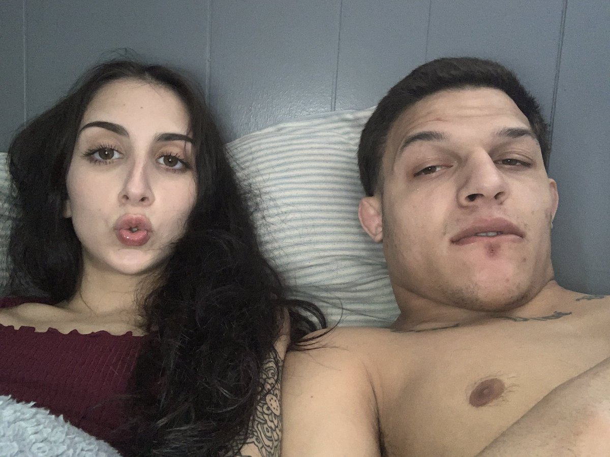 dommecouple's tweet photo. Mmm i know you want to be biting alphas lip, but you &amp; I know that will never happen.. SO what you can do is get on all fours and get a mouthful of cum for dinner 🤤 #findom https://t.co/rIjVDfvys5