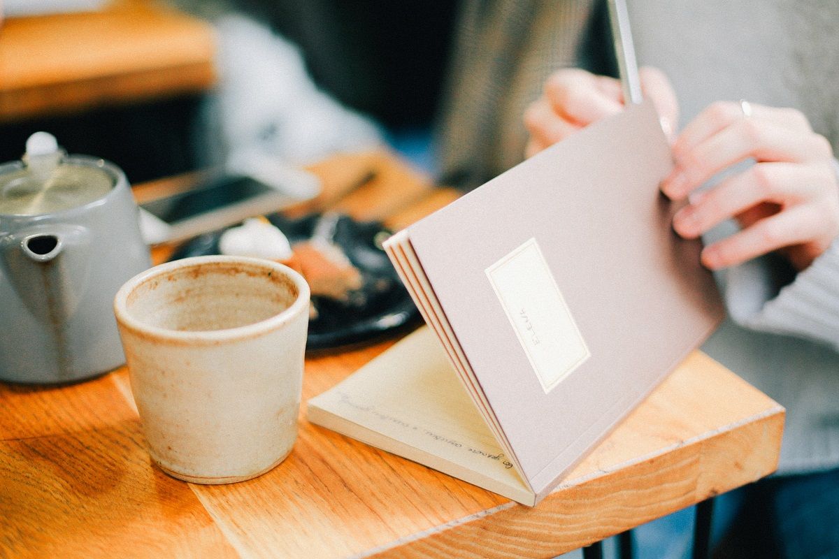 WritersEdit's tweet photo. 'The idea of just wandering off to a cafe with a notebook and writing and seeing where that takes me for awhile is just bliss.' —J. K. Rowling
#amwriting #writerslife #writingcommunity https://t.co/p38lRomLyX