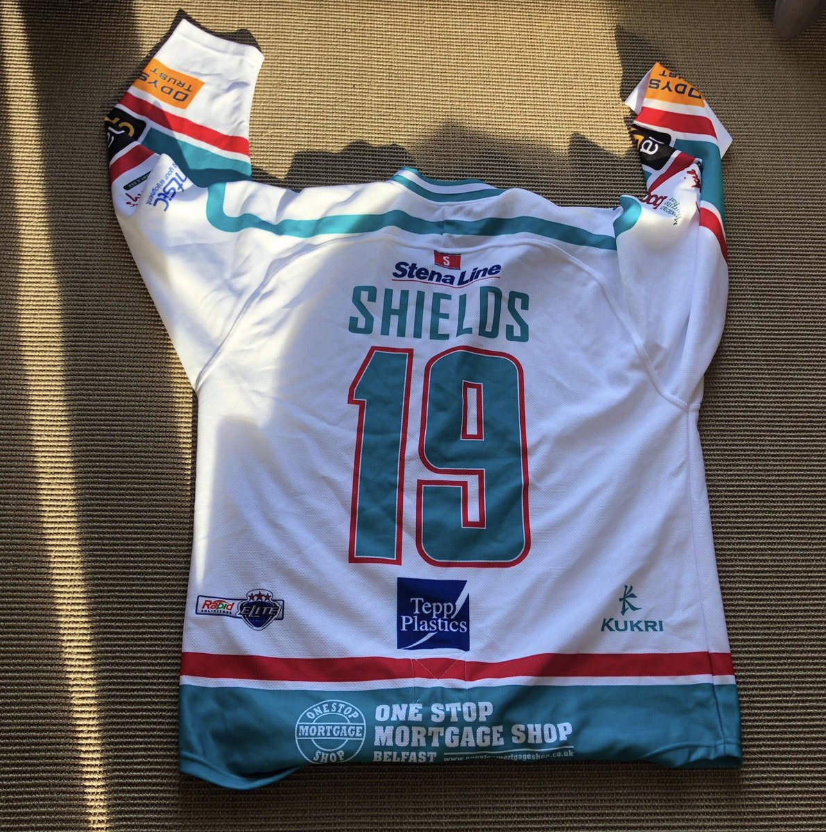 Davy_McG's tweet photo. You’ll have heard the sad Gasper story but they’re hoping to open a kids splash park in their memory. I’d like to help by auctioning this Shields gamer CupFinal Shirt from my collection, every penny 2 the foundation. Post/DM bids. Please RT also. #Troy #Carissa #Kael #Shea #Maks https://t.co/KaukzoaAUZ