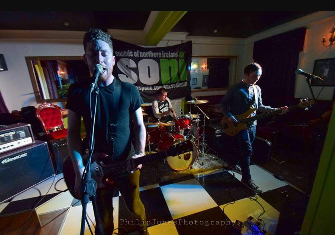 ReasonsThree's tweet photo. Some exciting things to share with you soon, stay tuned 🤟😎 https://t.co/kLUNNMRCzb