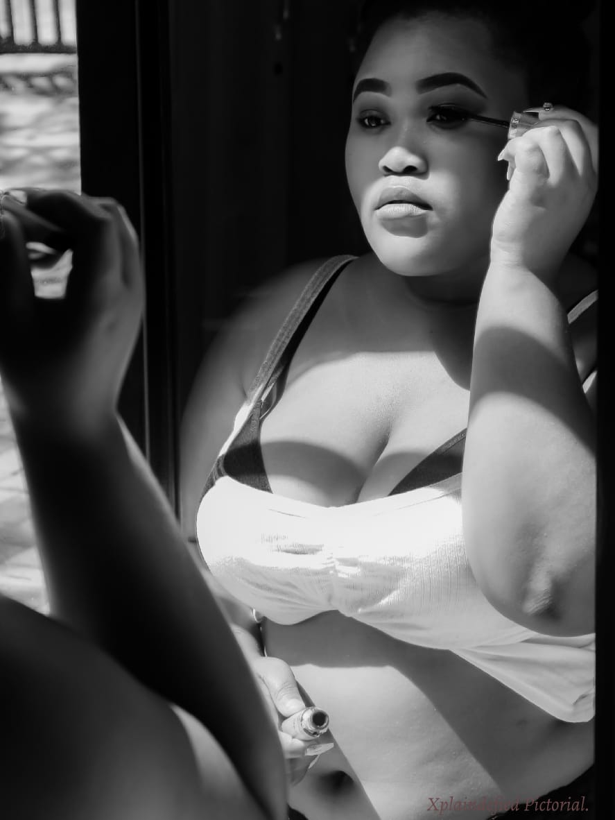 liisa_za's tweet photo. Love handles are superpowers. I am a Powerhouse⚓
Model: @mandisa.vuyiswa
📷: @xplainedefied
@iamLiisaK #BrandAmbassodor #distractionbybonang
#Promoter #Influencer #lingeriesexy #lingerieparty
#Photographic #lovehandles #Hostess #lingerieaddict
#Vixen #nudy #PlusSize https://t.co/i4r3ALUA2H