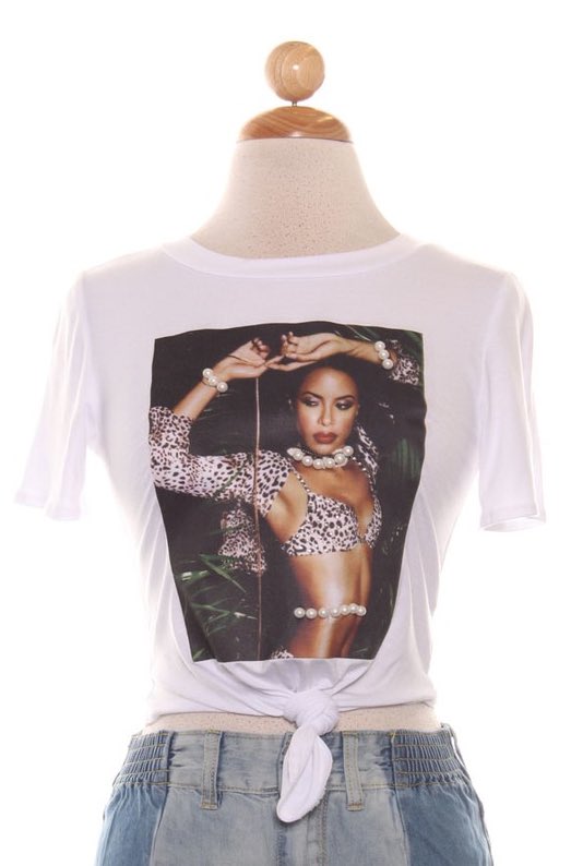 _SHEBoutique's tweet image. Checkout our More Than A Lover Tee🚨🚨🚨 #aaliyah #aaliyahteeshirt #sheboutiqueclothing #aaliyahshirt #morethanalover #onlineboutique #supportblackownedbusinesses  #supportblackownedboutiques #teeshirt