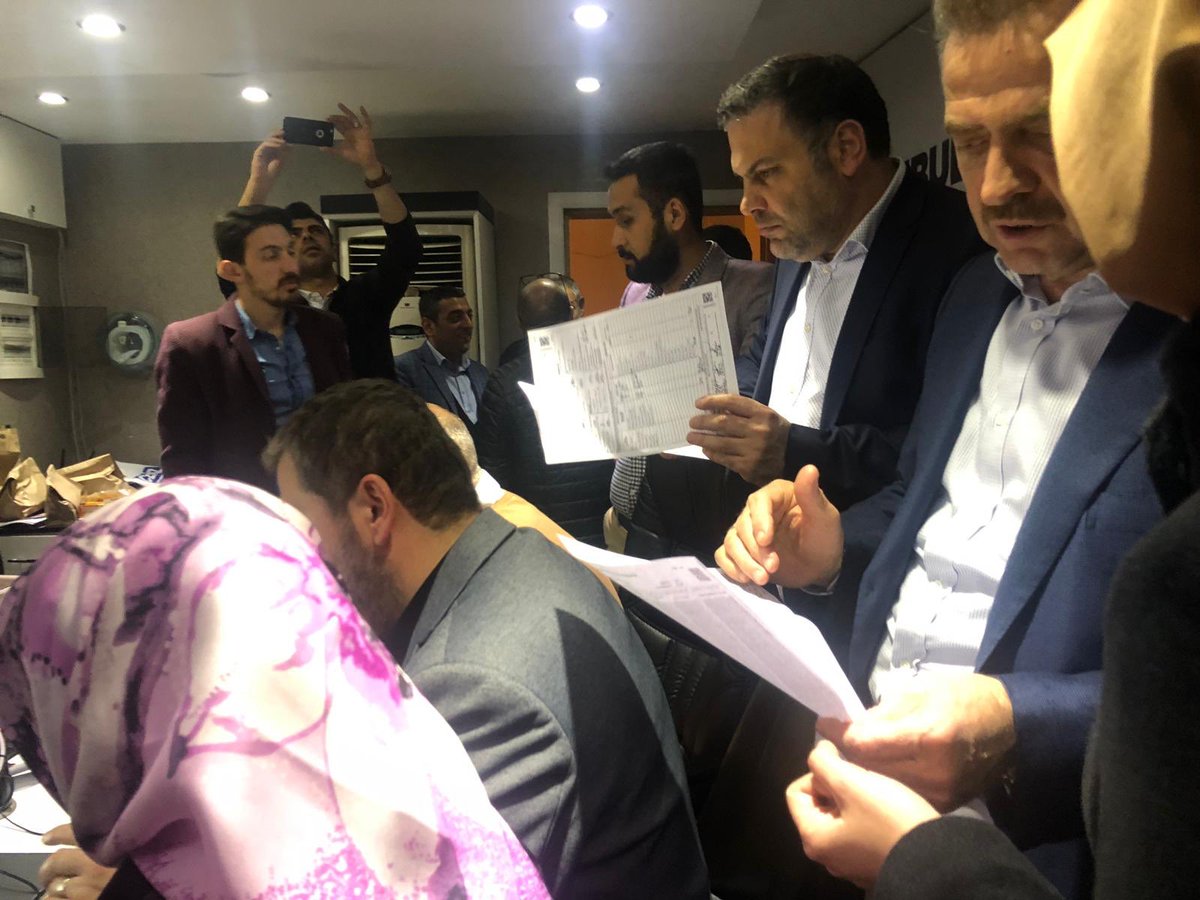 htahsinusta's tweet photo. Hakkımız olan oyların çalındığı gün yüzüne çıkınca Zillet İttifakındaki sesler kesildi. Ekrem İmamoğlu kendinden emin olarak yaptığı açıklamaları artık yapamıyor!

Ne yapsalar boş, göklerden gelen bir karar vardır...

#İstanbulAlnımızınAKıyla https://t.co/CI6vC8NFay