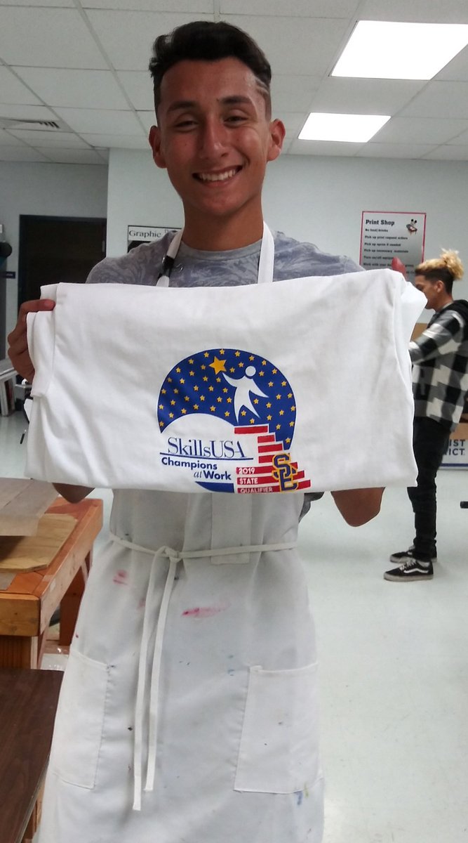 Ornelase86's tweet photo. San Elizario High School CTE student showing his Talent. Great Job Gio! #sehsthebest #mychoiceSEISD https://t.co/17YrZlS7fI