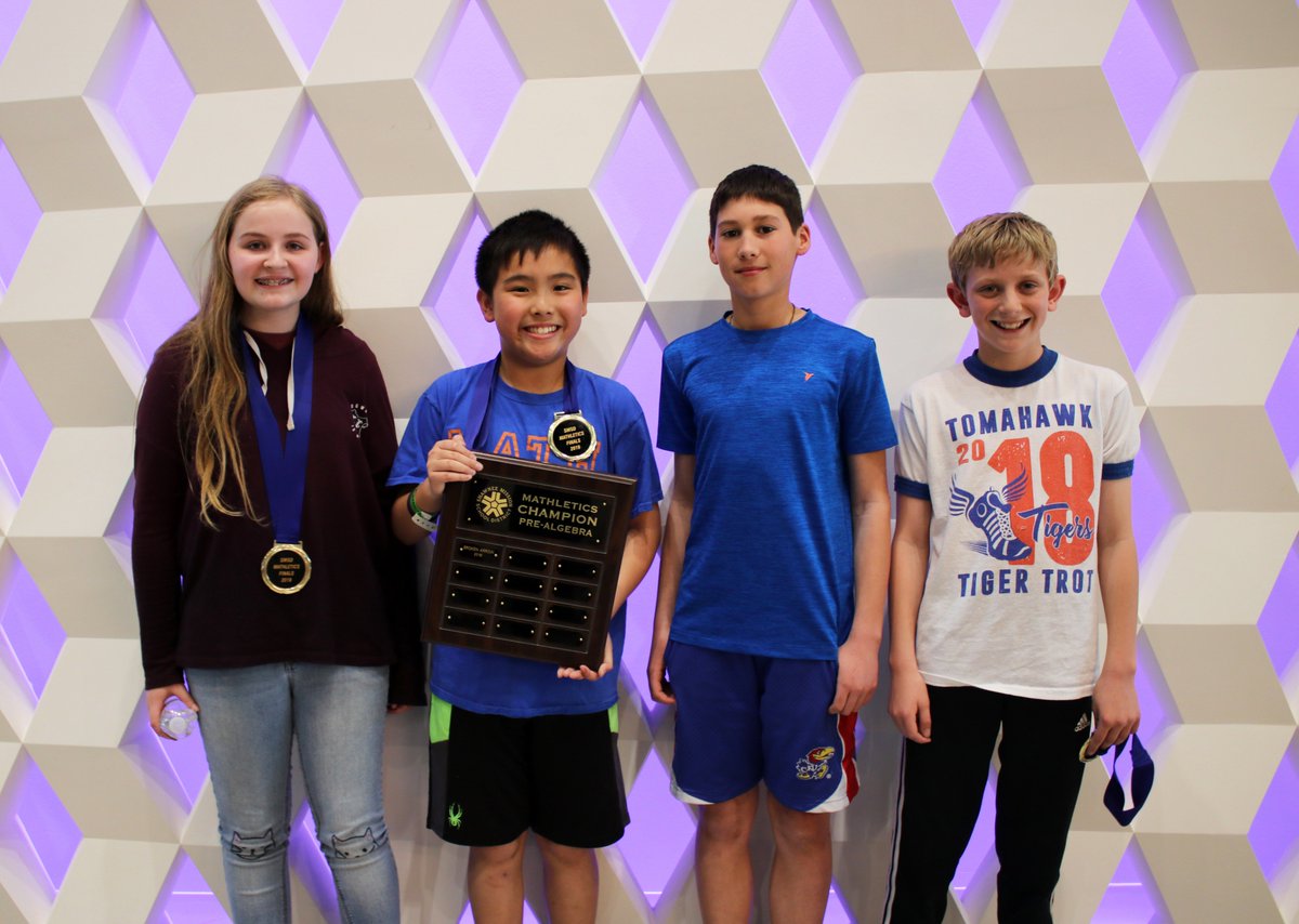 Problem solvers from across the district gathered recently to compete in the final SMSD Mathletics competition of the year. For more information about the districtwide contest: smsd.org/about/news-arc…