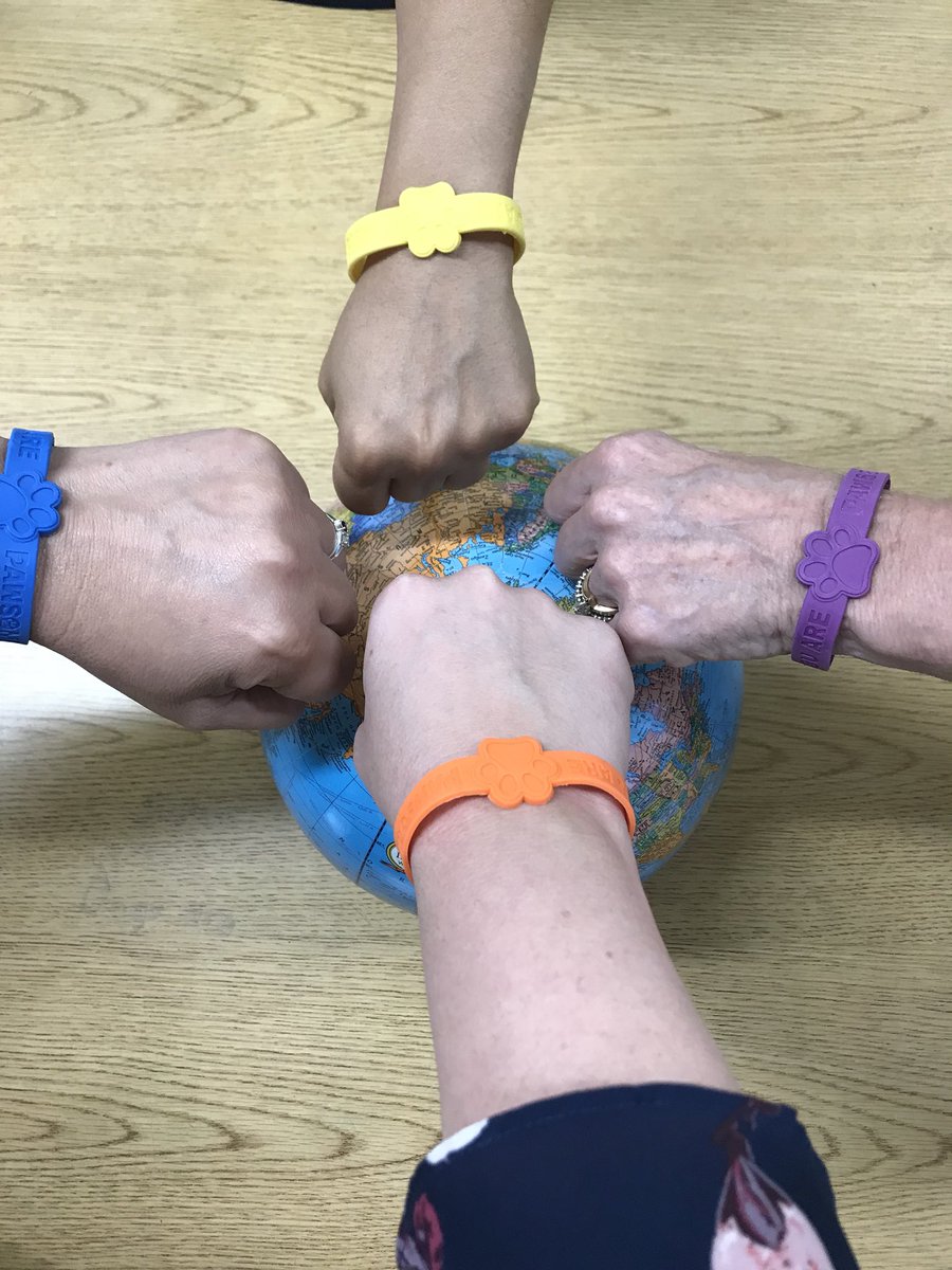 ChristyAliaga's tweet photo. For many of our ELs, the day before a huge test such as the FSA brings upon fear, confusion, and frustration. I could not be more proud of our team who checked in on our ELs throughout the day and the proctors/admins who are testing them! #powerbracelets @EsolPbc @DelPradoElem https://t.co/yXg4CgWrqa