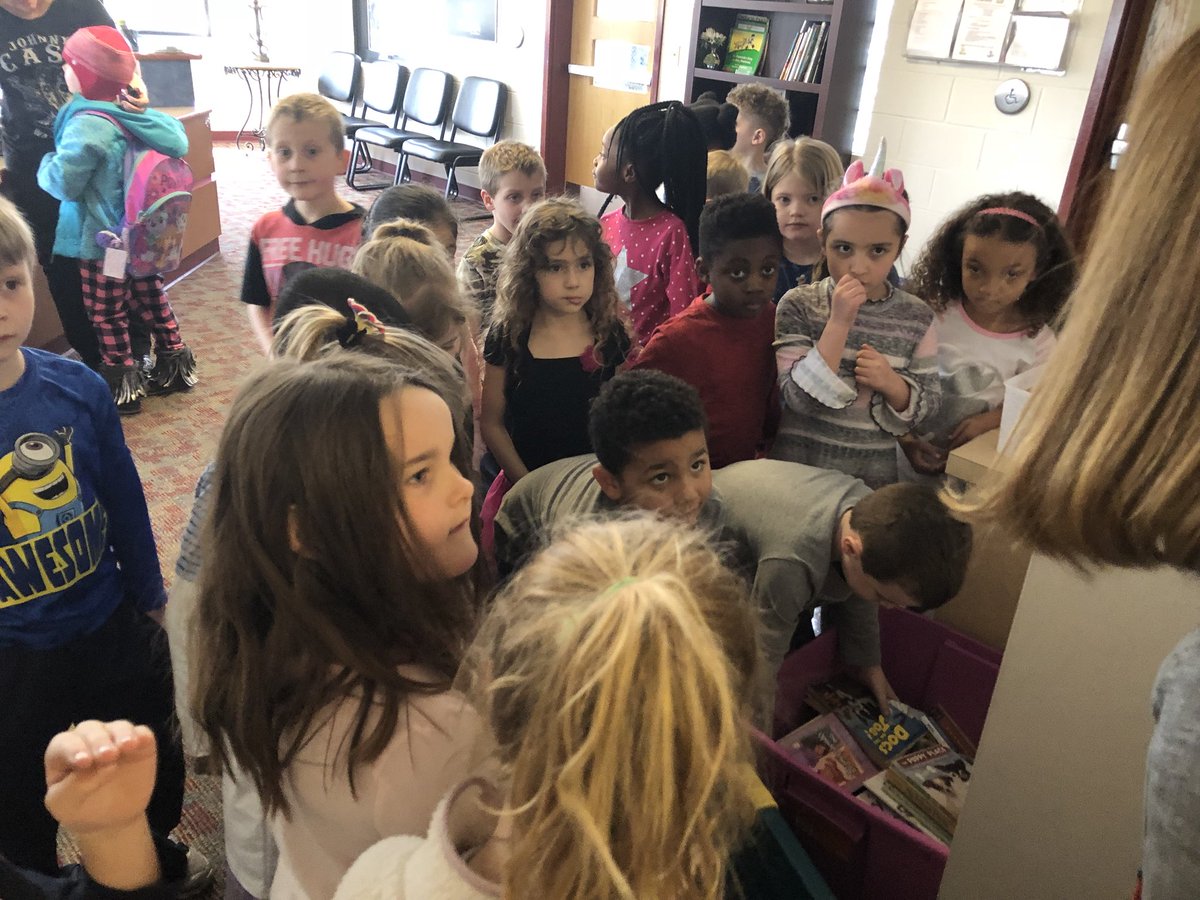 Thank you <a href="/cheetahstweet/">Cherokee Elementary</a> and <a href="/LisaMPhair/">Lisa Phair, Realtor</a> for the large donation to the Hopewell Book Heroes! They were so excited, and already sorted the books into genres. Keep your donations coming! <a href="/hopewellECS/">HopewellECS</a> #WEareLakota <a href="/phenomenalcoach/">Angie Brown Ph.D</a>
