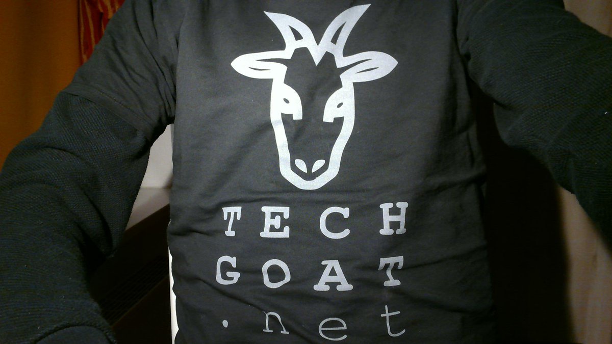 TechGoatHosting's tweet photo. Die passende Kleidung fürs #Server #Hardening, empfohlen von @Techgoat_net. @Darth_Block in Aktion. https://t.co/ZPMDwCoLNf
