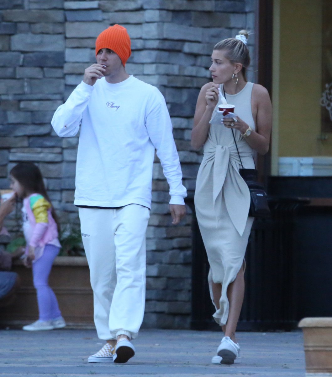 Belieber💍Forever tweet media