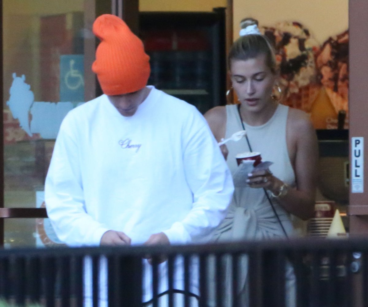 Belieber💍Forever tweet media