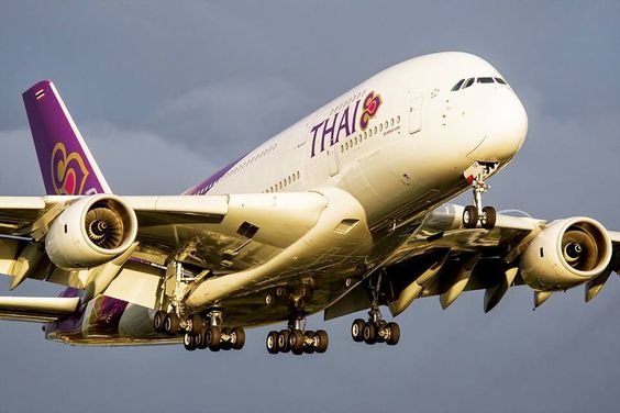 feelThere's tweet photo. Tag an A380 fan! #A380fan #A380lovers #feeltherefans #tower3DPro https://t.co/lMH9TktTUb