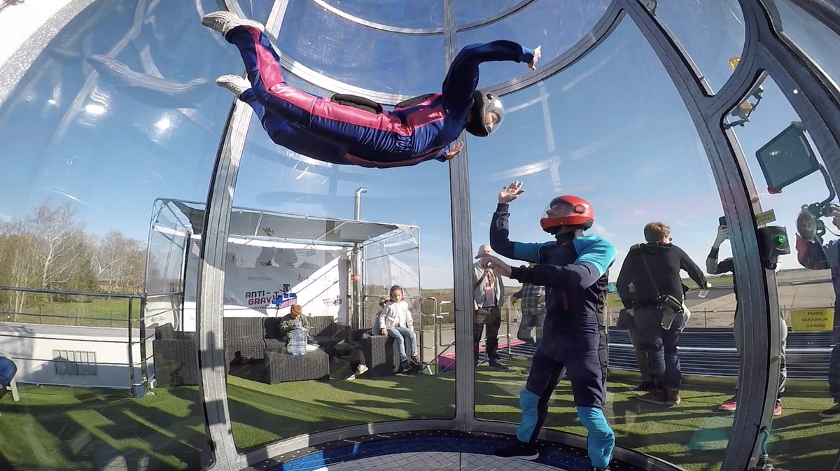 soleneramis's tweet photo. Indoor skydiving - ANTI-GRAVITY 🌪 https://t.co/LSiXXrknhK