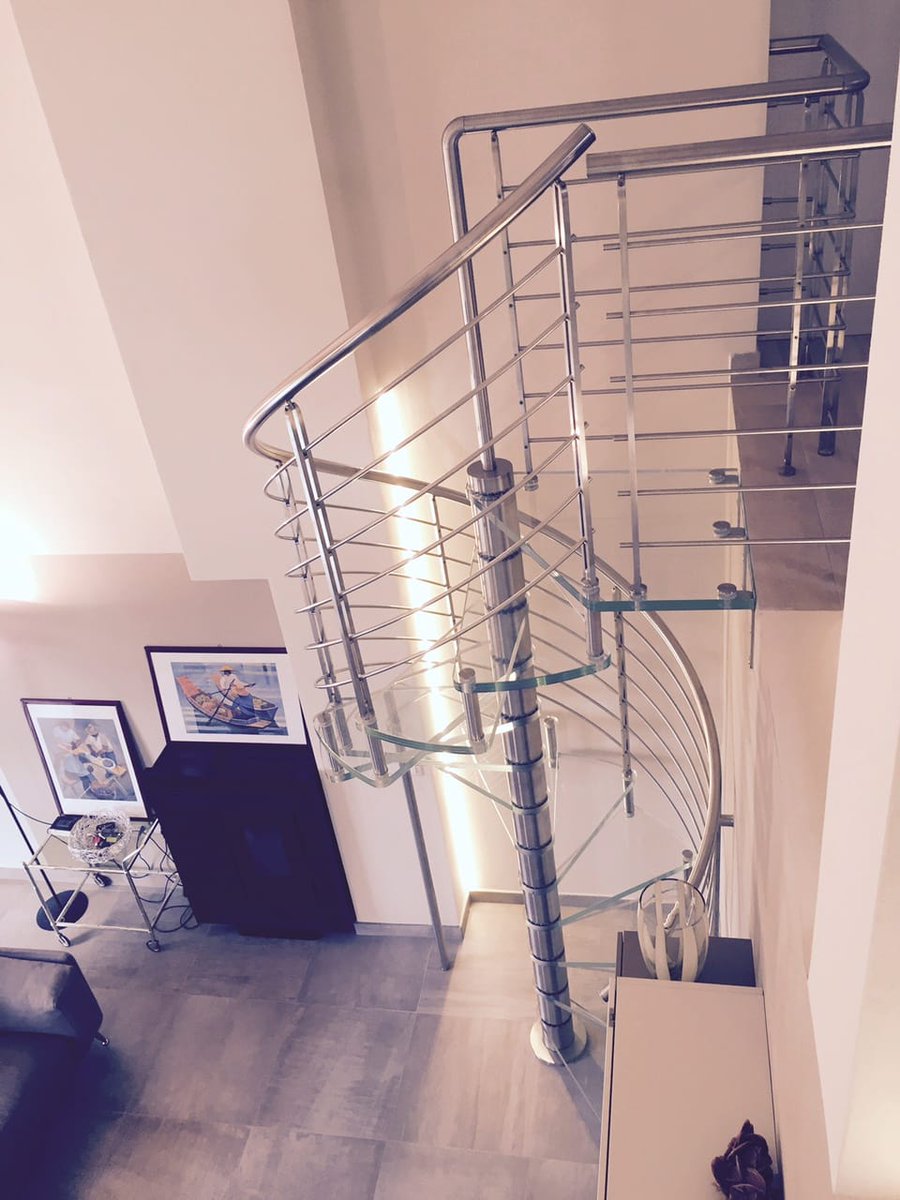 StairsPlus tweet picture