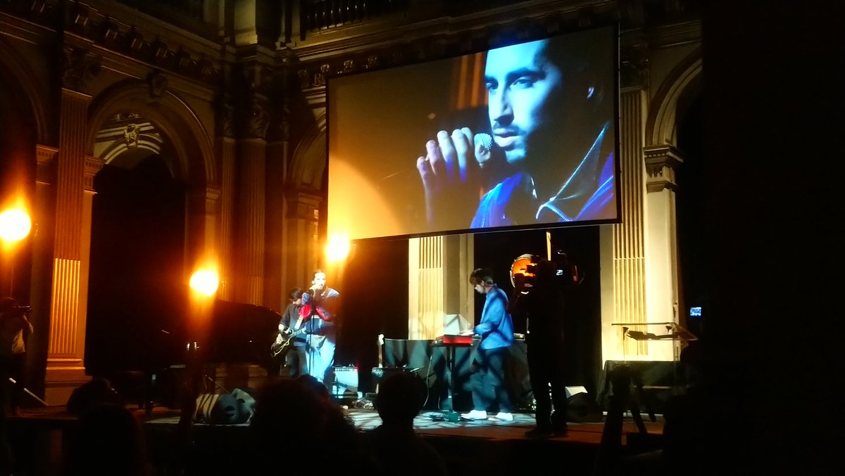 hem_ce's tweet image. La délicatesse de @Lomepal récompensée pr le Prix de la synchro pub &quot;Deux&quot; @apple @pierrickdevin @velveticamusic #PCM2019 @csdem @sacem