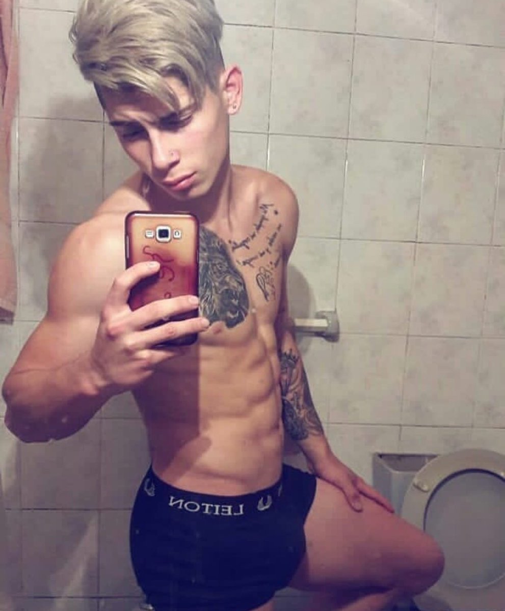heterosgayok's tweet photo. 🔁 y comparto sus Nudes 🔥🍆🤤 https://t.co/Rvr94jZRJ1
