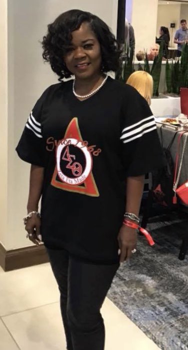 beeslov3hon3y's tweet image. She is BOLD. She is INTELLIGENT. She is GOD FEARING. She is DEVASTATING. She is LOYAL. She is EVERYTHING I want to be!! 

Today marks 4️⃣0️⃣ years in DELTA LAND for my fav Soror on the planet!! I’m so blessed to call you momma! Ooooooo-oooooooP!
 🐘♥️🐘♥️🐘♥️🐘
#ZHMade #Spr79 #ACE