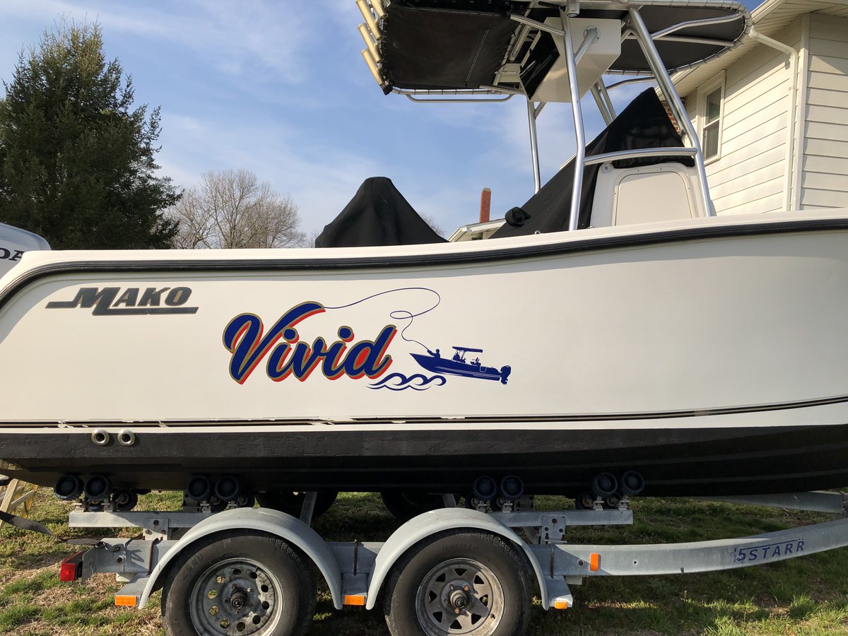 VividFN's tweet image. My dads always loved fishing so last year I helped him get a boat.

Yesterday he named it 😇
