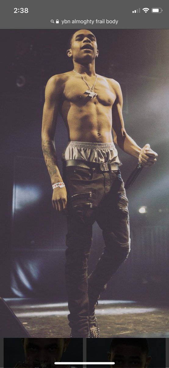 ErrickM3's tweet photo. @david_tucker13 You big I canโt breath cuz Iโm flexing so hard, big I can see my ribs, big Iโm skinny, but how I donโt have any abs, big frail body built having look like YBN almighty jay twins... #BodyMadeWrong #ImAllergicToWeights #ThisFilterGonaFoolThemIHope https://t.co/F7QitovdsH