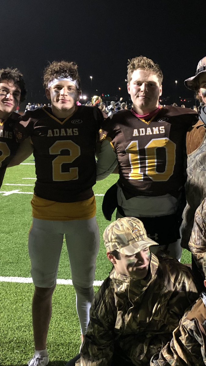 Happy birthday c fart lets lay up sometime <a href="/Carter_Farris10/">Carter Farris</a>