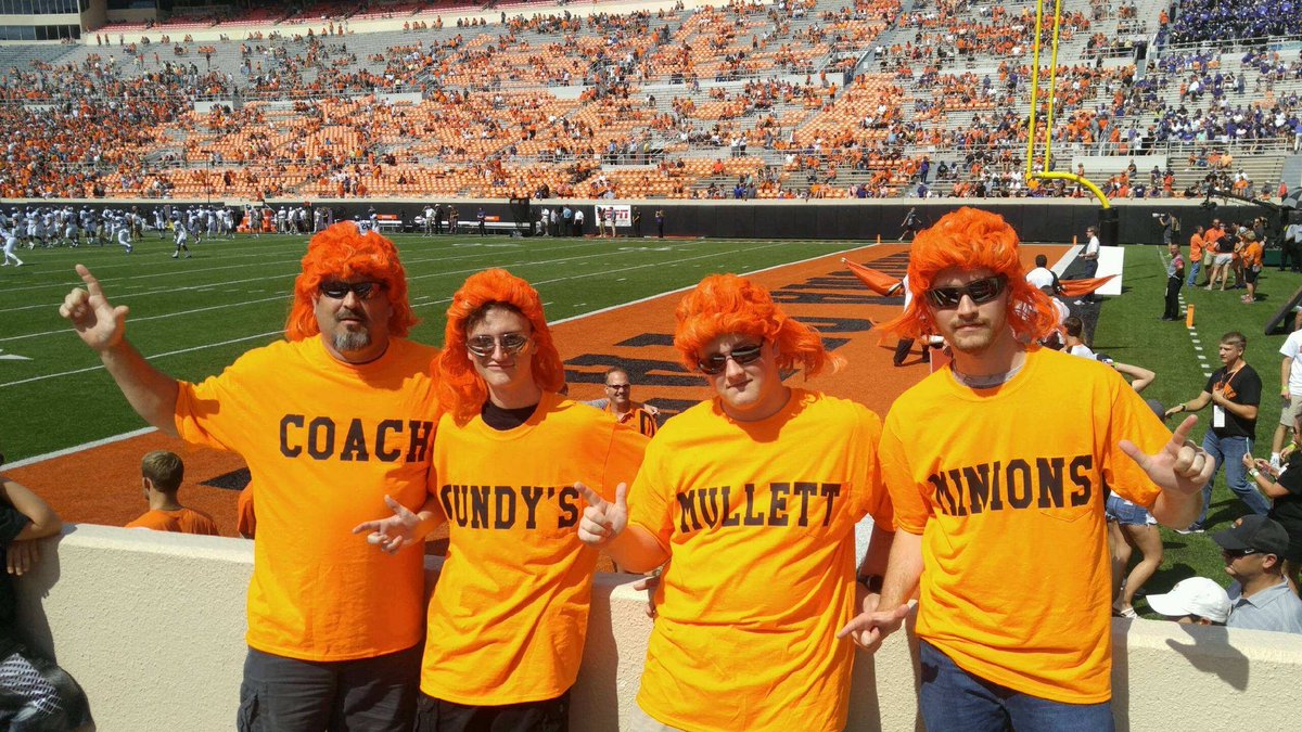 tw064's tweet photo. @CoachGundy Your mullet minions are behind you coach! No matter what color it is! https://t.co/lxS7amvTDS