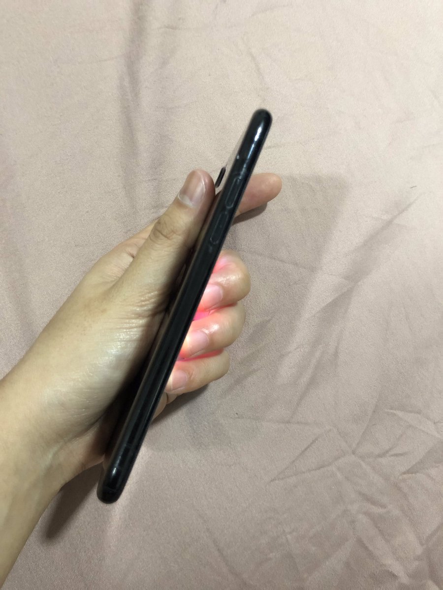 Alkhairr's tweet photo. Salam semua

Saya ada Iphone 7 LL Set untuk dijual
Harga RM1200

Storage : 128GB Black
Free new adapter dan cable. 
Condition: 9/10
COD : KL/Subang

https://t.co/Zn9Ip455HA

#iphone7 #iphone #sayajualiphone #iphonemurah #iphonemalaysia #iphonesecondhand #sayajualiphonemurah https://t.co/ucaaml0vcp