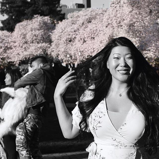 shellysavesthe's tweet photo. Me mid hair flip and this doggo: just trying to live our best Instagram life! 💕.
.
#shellysavestheday #ipsyosglow #ipsyosmember #ipsyos #uwcherryblossoms #cherryblossoms #uw #cherryblossomseason #ig_seattle #igersseattle #seattle_igers @igers_seattle… https://t.co/ck7GRyqLNy https://t.co/YHpQVg58sK