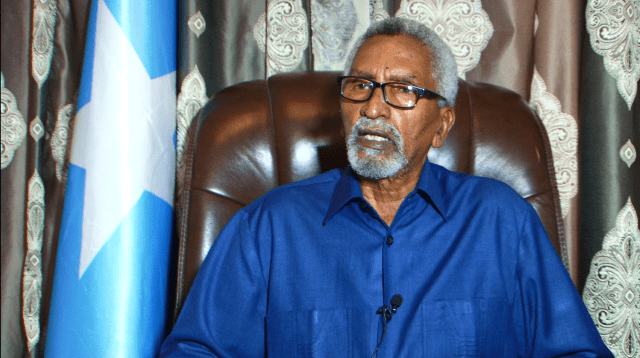 Guddoomiyaha Aqalka Sare oo Eedeyn kulul u jeediyay dhigiisa Golaha Shacabka