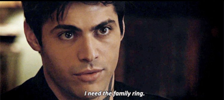 sabrixxvans's tweet photo. Alec Gideon Lightwood said f*ck the rules I’m marring Magnus Bane. https://t.co/xbpWAyAsn5