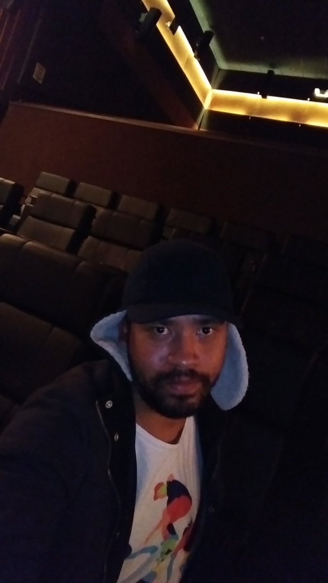 2000dePan's tweet photo. Me encanta la sala de cine solo para mi con la comodidad de @CinemarkCol.
#Luxury #Dumbo #JennStyle https://t.co/ANZkwWFTgp