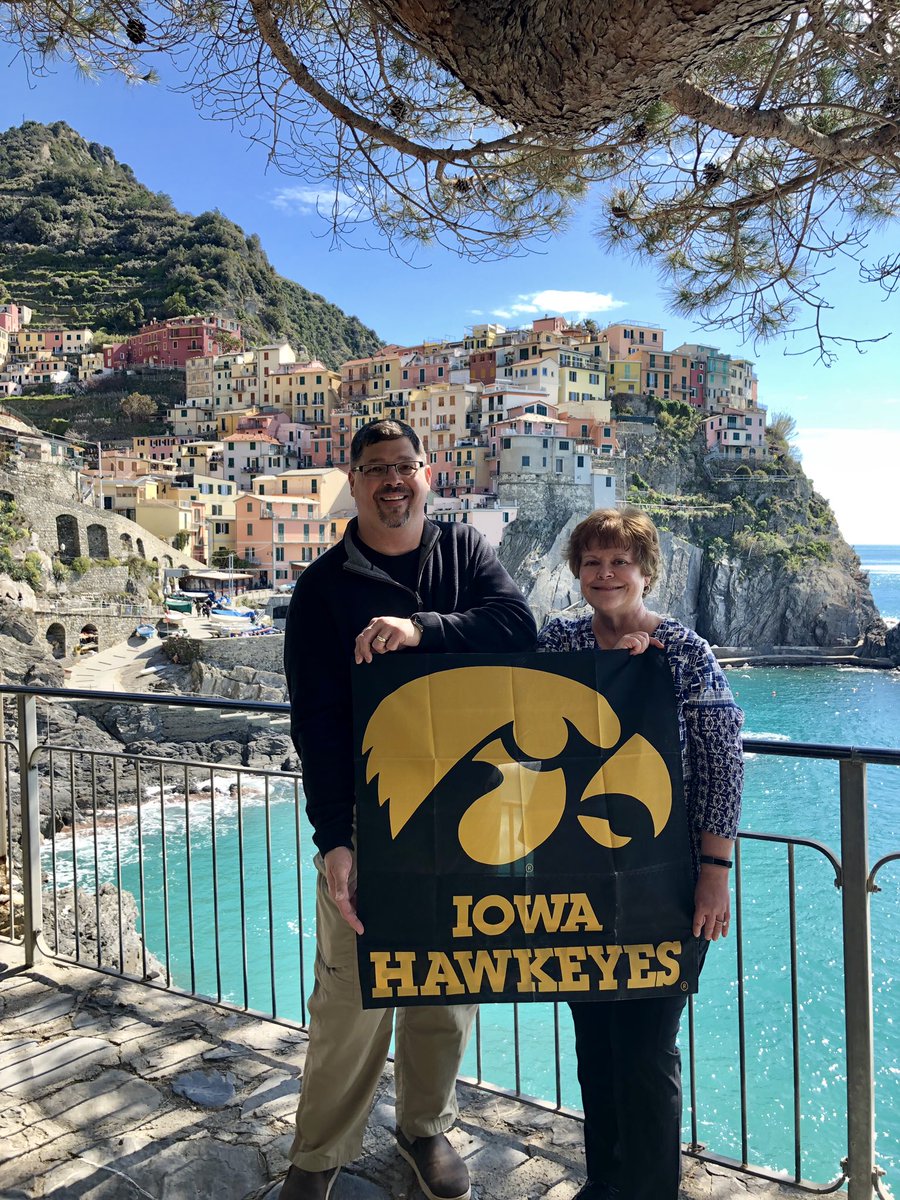 ahhouk's tweet photo. Hawkeyes in the Cinque Terre! #WhyHMB #1DayforIowa https://t.co/fiOiqVZO6r