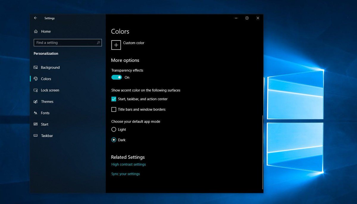 Windows's tweet image. #WindowsTip: Tired eyes will love Dark Theme and other new options for the File Explorer window. See how to access them here: msft.social/erGLYU