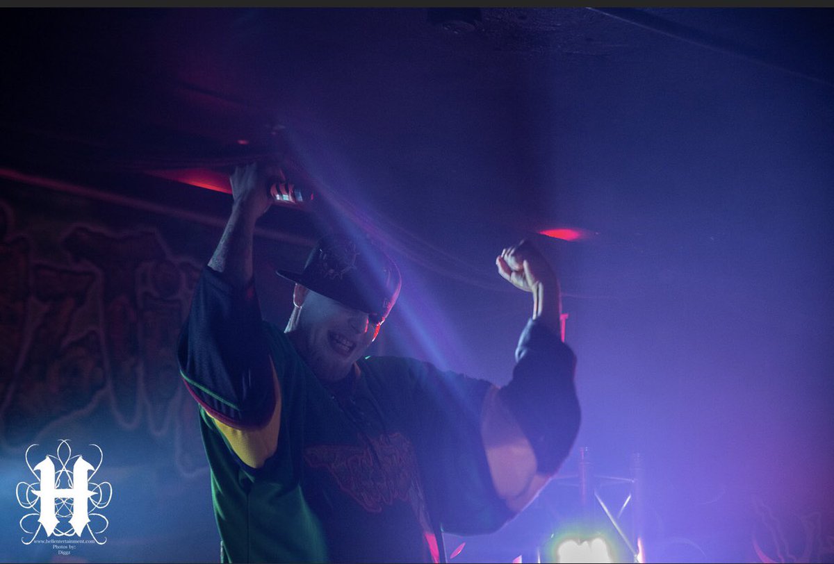 mediabydiggz's tweet image. Diggz is back at this time with the demented duo @tweetmesohard 
This is from this last Friday’s mystery show in Worcester Ma at the Palladium. @majikninjaent #madrox #monoxide #MNE #wemakeitweird #letsgetweird #hellentertainment #independenceday #greenbook #mutant