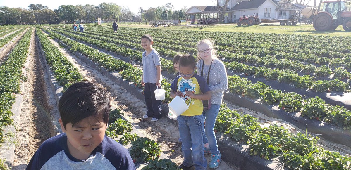 CoombsClass's tweet image. Memories were made at Froberg’s last week! @CoombsClass @DukeElem