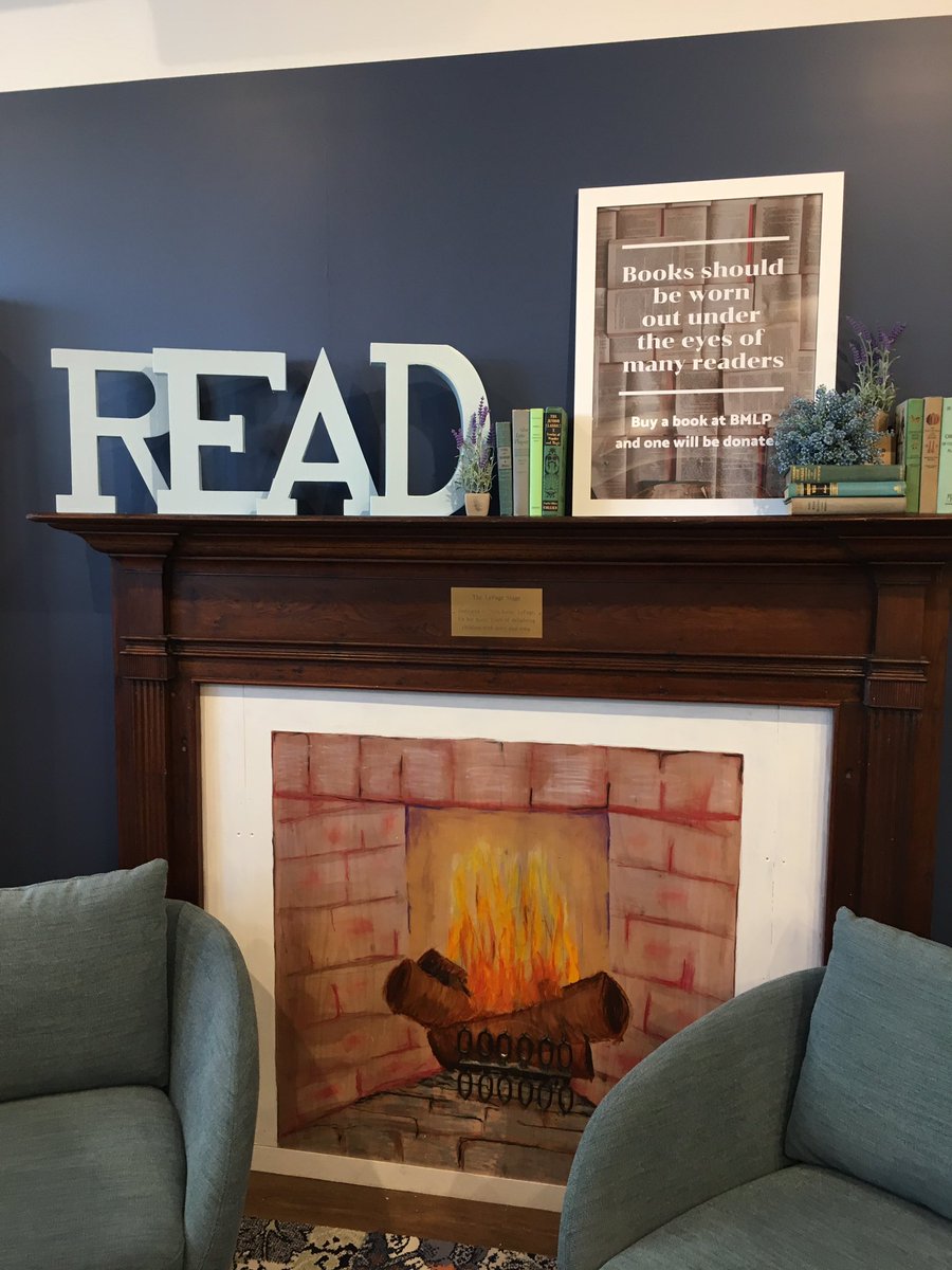 afbeckmd's tweet photo. It’s go time, friends! Grand opening of @bluemanatee tomorrow. So many great events this week and beyond. The (re)-start and (re)-envisioning of the best bookstore around: Check out the Blue Manatee Literacy Project! @AmandaKranias #literacy #kids #pediatrics https://t.co/MGdHdjqV26