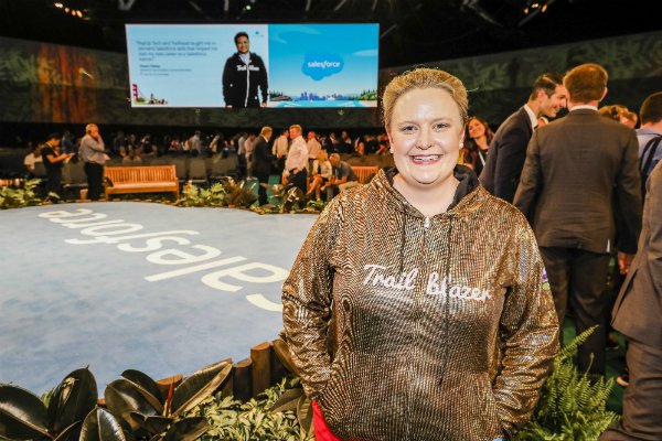 salesforceapac's tweet image. An insider’s guide to #Lightningmigration success from Trailblazer, @Trailhead Ranger and Golden Hoodie recipient @Heidi_Prowse. sforce.co/2TLTgG0