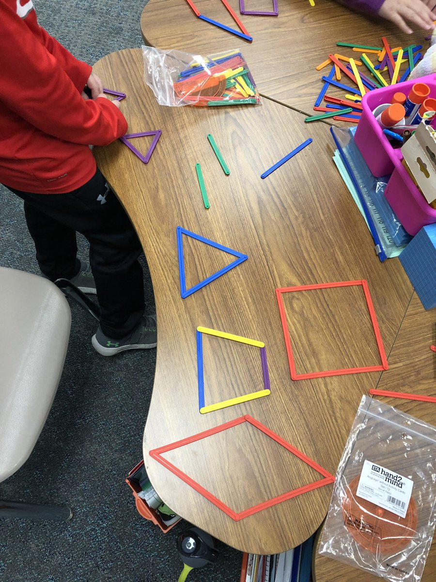 Building polygons and counting sides/vertices! #anglelegs #creechpride #mathisfun