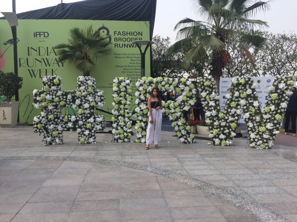 DawarGunika's tweet photo. Indian Runway week season 11 https://t.co/3FRCE9dPkM https://t.co/2a6XBjzcZX