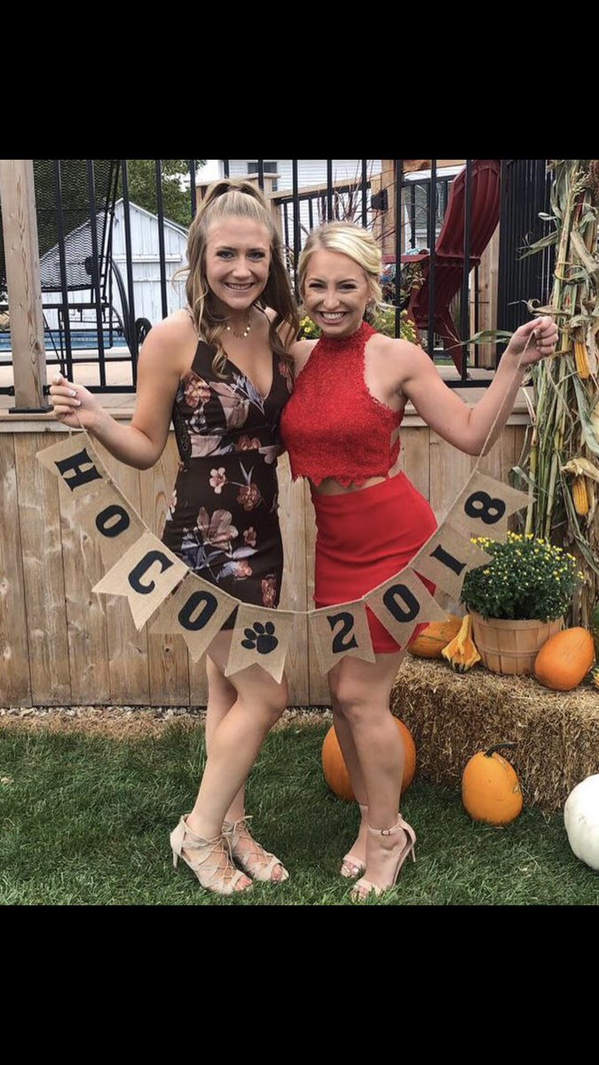 ChloeKulton's tweet photo. Happy birthday Claire 💕💕 https://t.co/cZAAqO3kU9