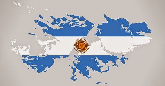 Si la historia seria distinta serian padres abuelos hermanos hijos nietos,pero eran niños q hace 37 años dejaron sus juguetes x armas para ir a la guerra, hombres q dejaron sus vidas defendiendo las Islas Malvinas.Orgulloso d ustedes orgulloso d mi 🇦🇷 👏.