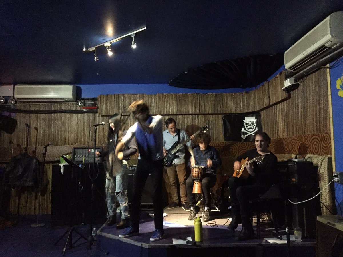 MusicRiyo's tweet photo. The Sense @ Otto’s ③ (3/31/2019)
#thesense #frankwood #winddownsunday #rockmusic #rockandroll #americanrock #originalmusic #liveconcert #ottosshrunkenhead #riyoosanai #japanesesinger #basedinnyc #小山内理世 #ニューヨーク在住 #シンガーソングライター #歌手 #アメリカンロック https://t.co/bFZVa5XTCf