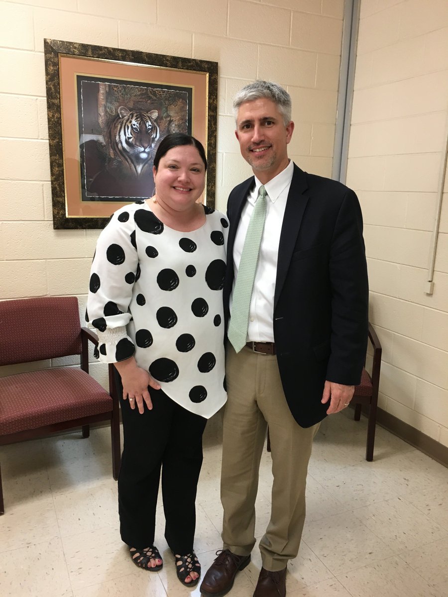 hkstaggs's tweet photo. Getting to see first hand the success of GASL alums added to a great day! Bolivar Central Principal @cameshiadawn and @hhharris0418 are making a positive difference for their teachers and students everyday. #GASL2017 #GASL2018 @TNedu #GASLproud https://t.co/zLLdwBYNbU