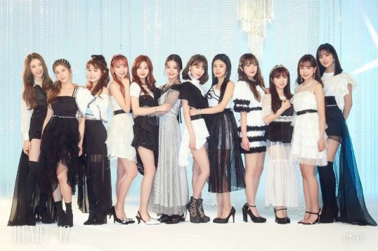 BlackPinkbuzz's tweet photo. APRIL GIRL POWER  [+336][-174] Our BP, hwaiting~  Hwaiting for the other groups as well~^ https://t.co/4eitiR42Z5 https://t.co/36YAp0vCLh