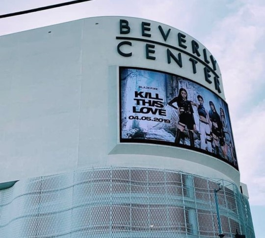 BlackPinkbuzz's tweet photo. UMG PROMOTING THE GIRLS, BECAUSE YG COULD NEVER [+234][-54] Billboard ❤️ BP!!!  Let's hit daebak with 'Kill this love' ❤️ I miss JenChuLiChaeng!!!!❤️❤️  April 5th, come faster ❤️ https://t.co/ZllO8i4Ylv https://t.co/8nnIEShk1h