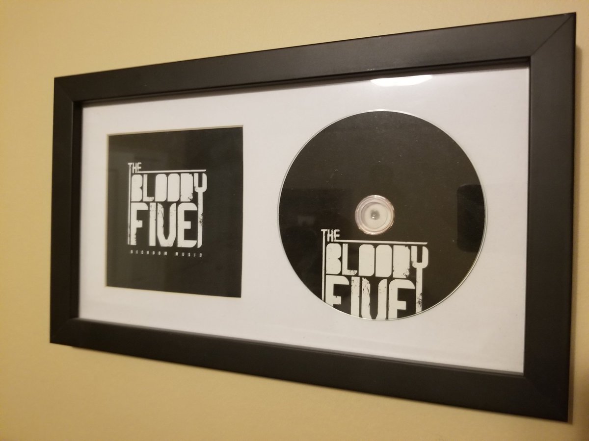 Looking forward to our first practice in a long time! <a href="/thebloodyfive/">The Bloody Five</a> <a href="/raw_beats/">Robby Sedran</a> <a href="/tomifear/">Tomi Fear</a> #JayAppleby <a href="/RF_Rehearsal/">Rehearsal Factory</a>