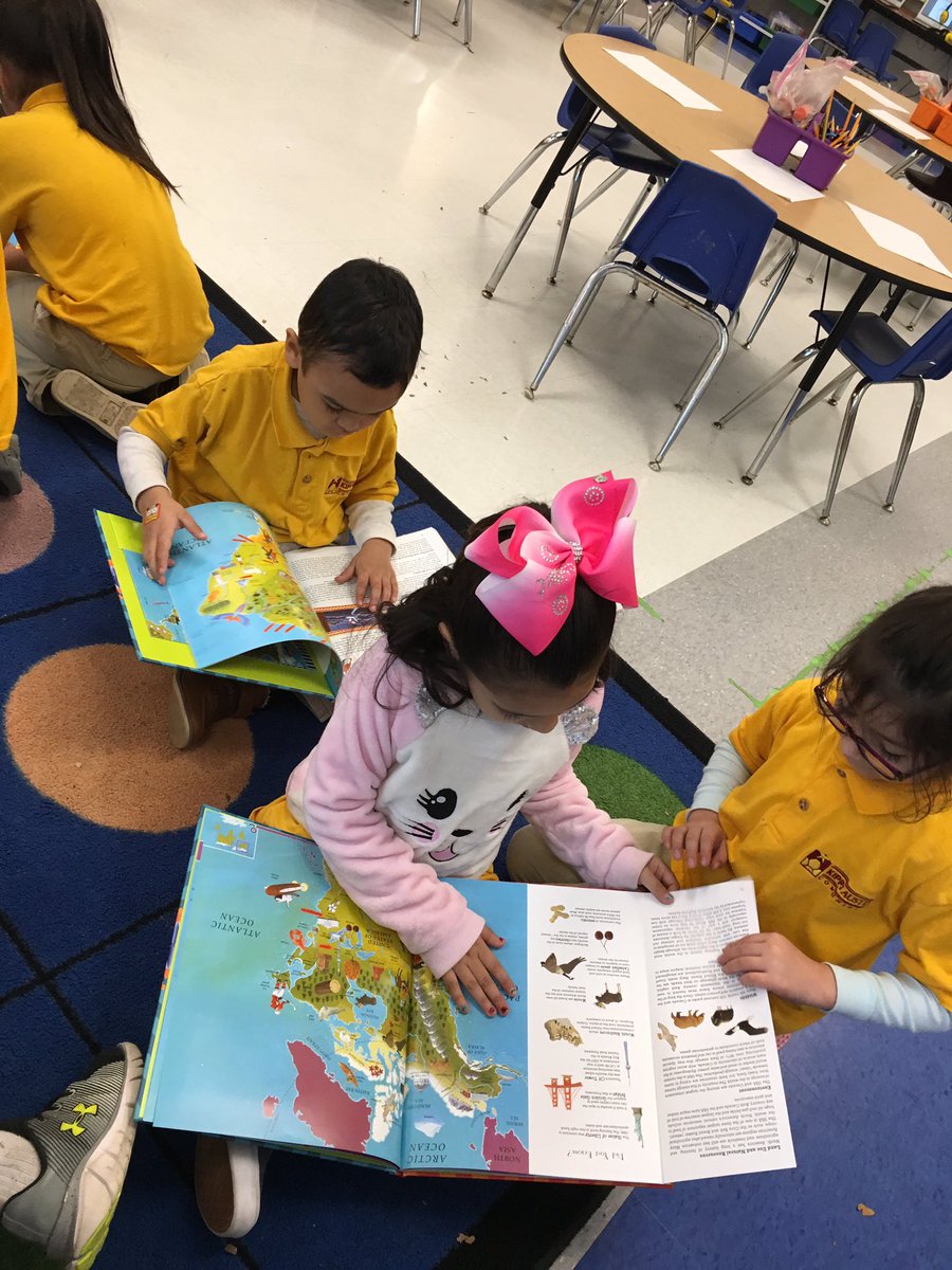 Ms_HodgeKG's tweet photo. Discovering the world, one page at a time. #KIPPWheatley @KACDHoneybees #KIPPJoy https://t.co/sUwl2TZUDx