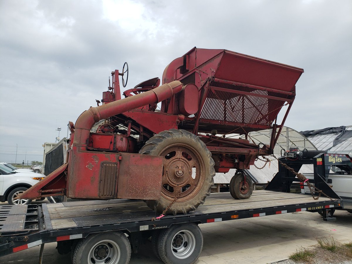 waysouthTXagron's tweet photo. Picked up another antique to add to the Extension Cotton Agronomy fleet. Delivered to the donor in 1959. https://t.co/HZKALuZdNV