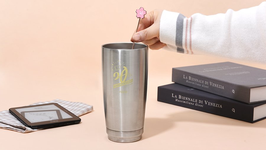 4월 예스24 굿즈 > bit.ly/2Wr0PDJ

#RT이벤트 #증정이벤트
해당 트윗을 알티하신 후, 갖고 싶은 굿즈를 멘션으로 남겨주세요! 
우드 손잡이 머그(1명/랜덤), 스텐리스 콜드컵(1명) 증정합니다.
ⓒ Mercis bv