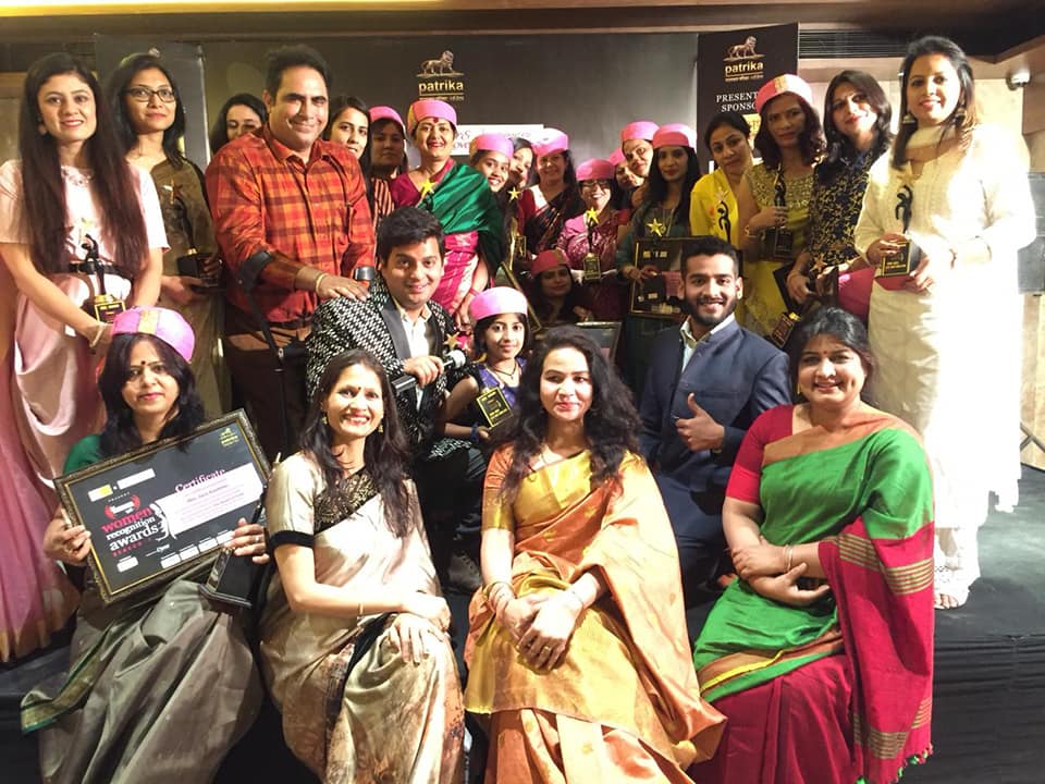 fm_tadka's tweet image. #ArthDiagnostics  #FairandLovely presents #FMTadka Women Recognition Awards, Season-7. Powered by Dyna Premium Beauty Soap @DynaSoap.       #WRAseason7 #WomenRecognitionAwards @RjAman74150800 @rj_tadka
#WRA2019 #DynaPremiumBeautySoap #Udaipur #SoundsGood